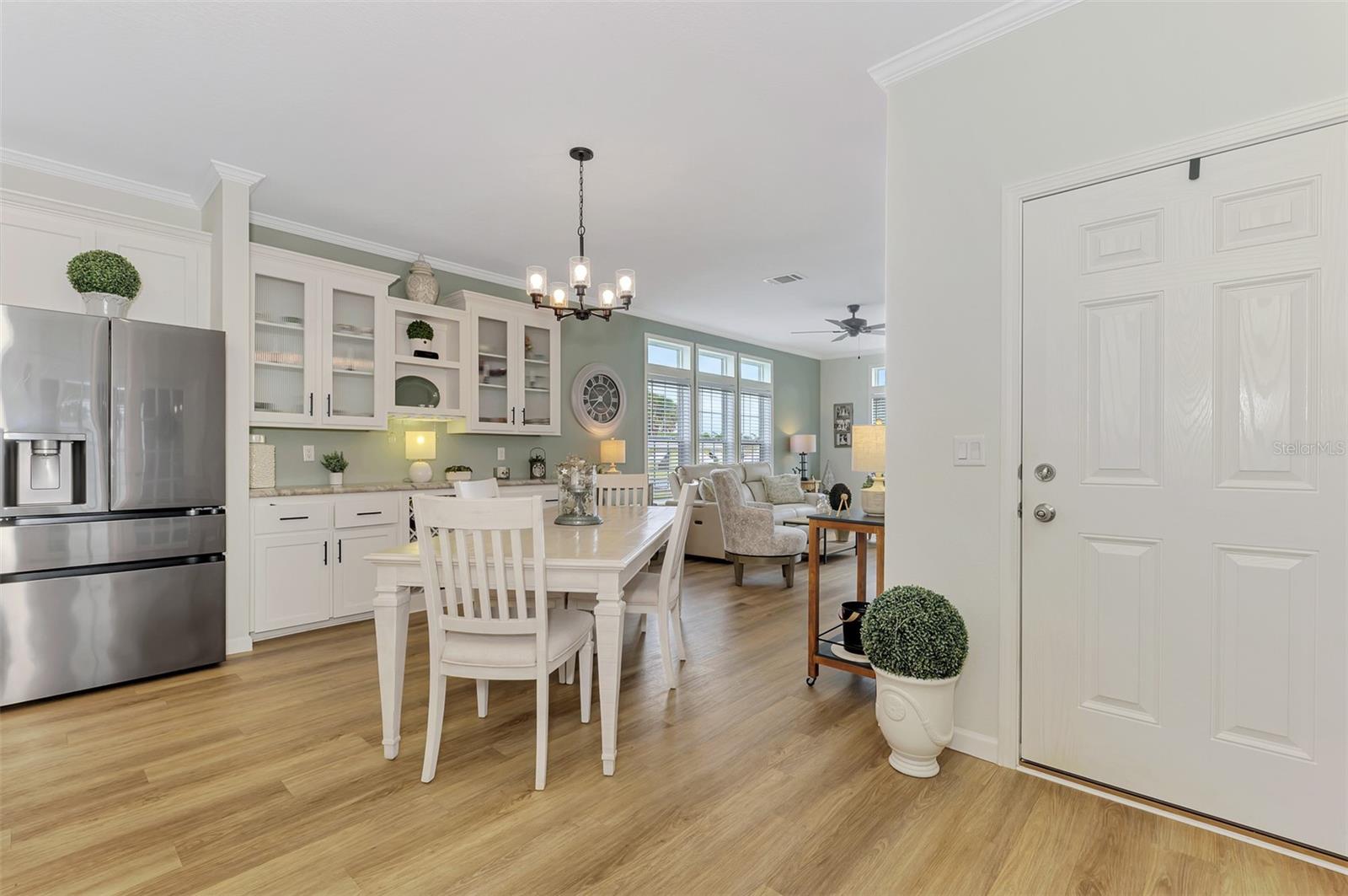 HOLIDAY PARK - Residential