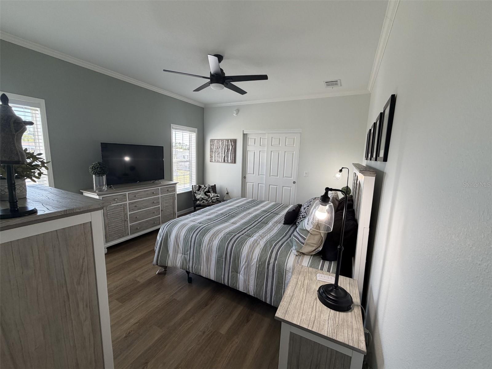 HOLIDAY PARK - Residential