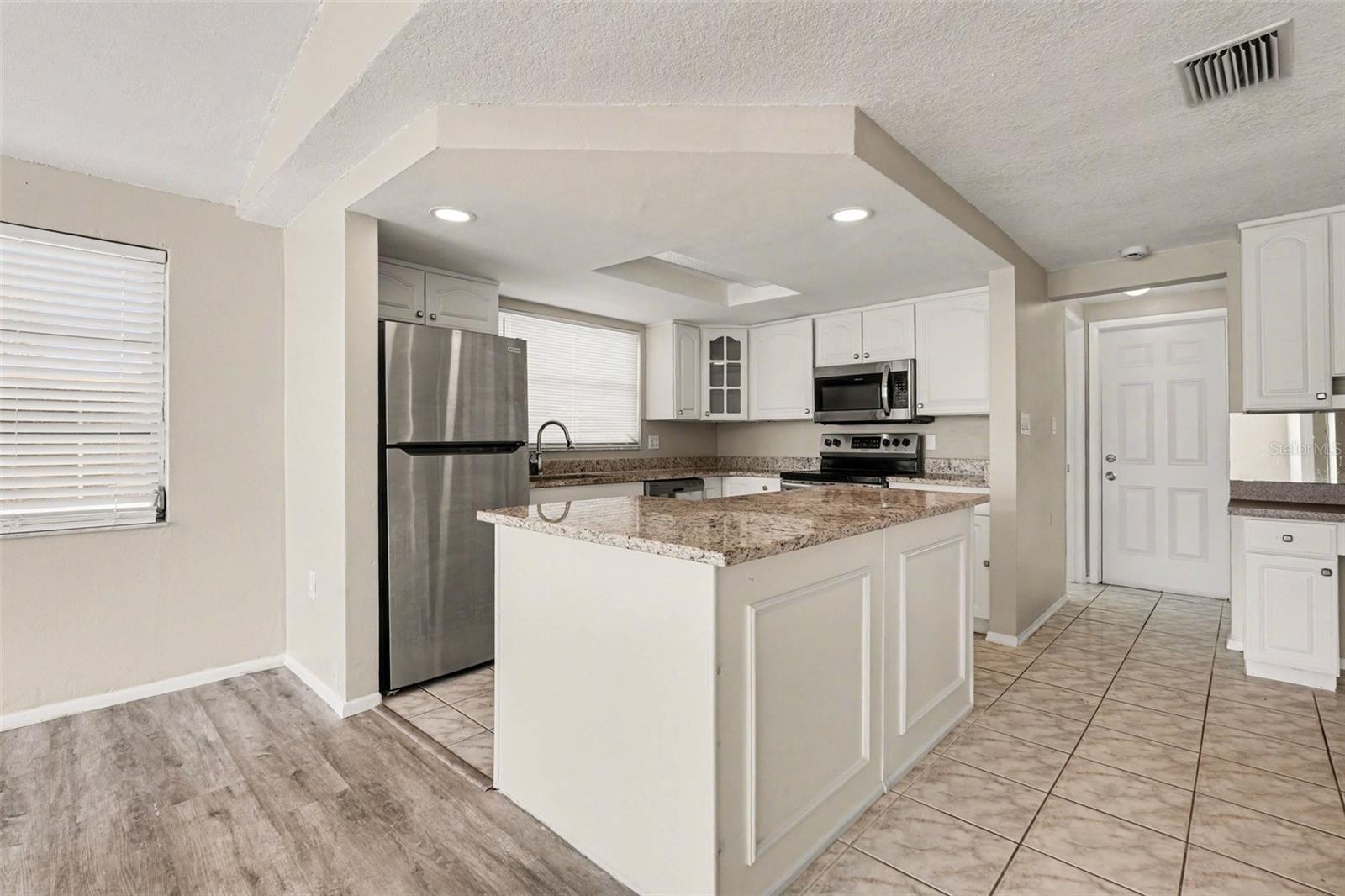 REGENCY PARK - Residential