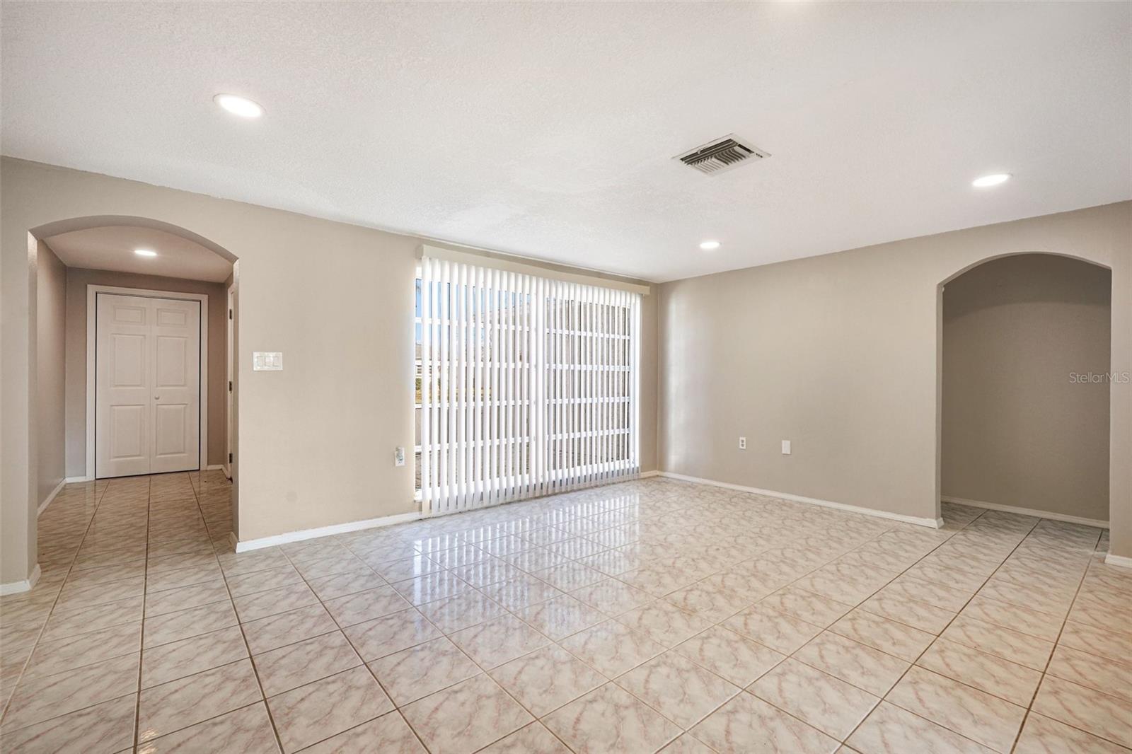 REGENCY PARK - Residential