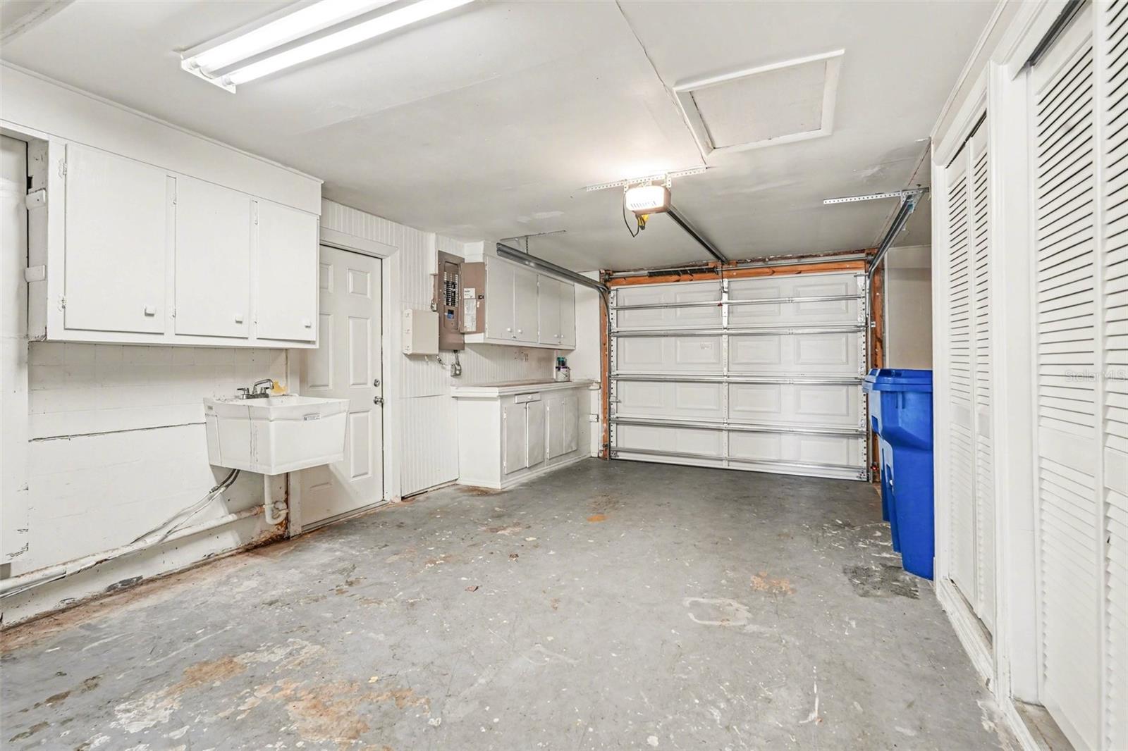 REGENCY PARK - Residential