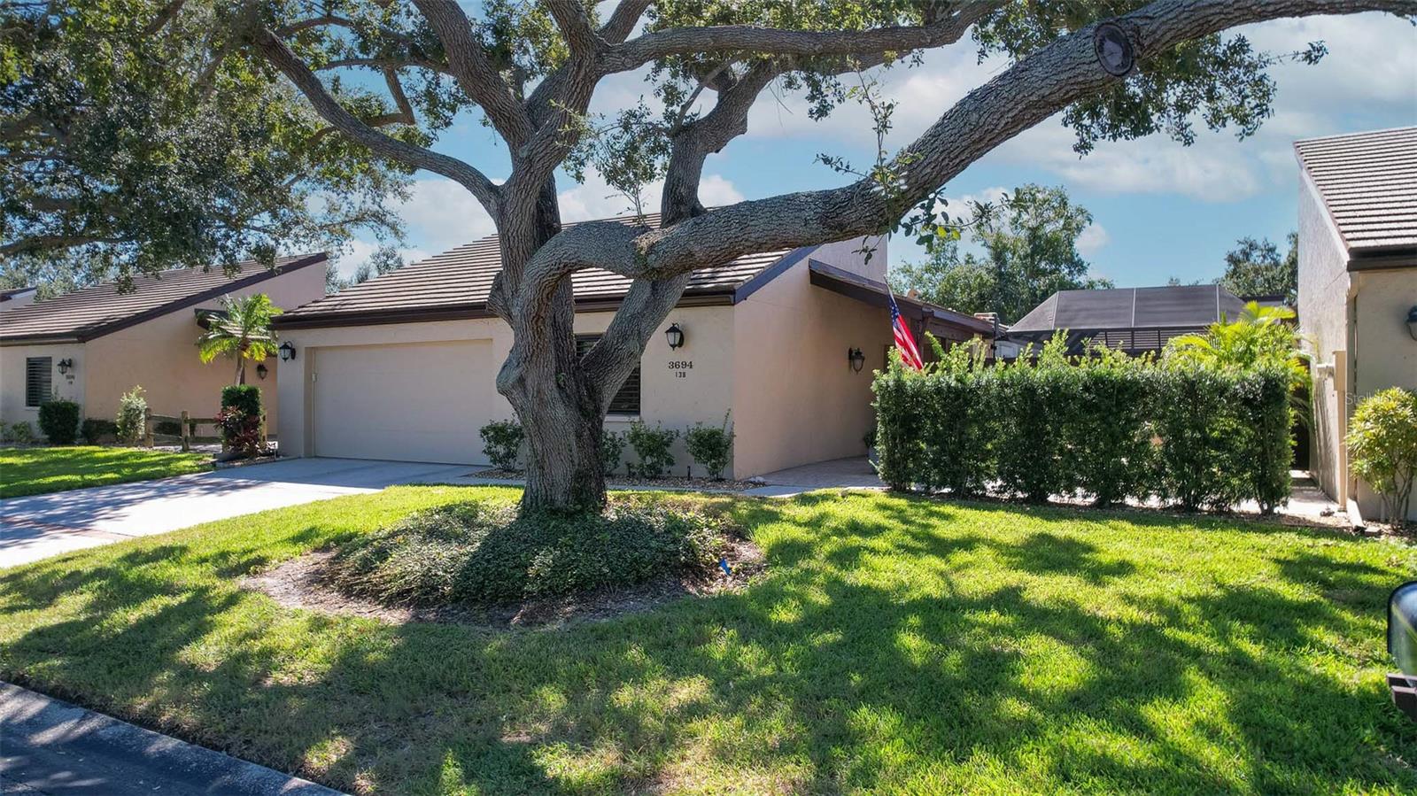 GLEN OAKS MANOR HOMES PH 2 - Residential Lease