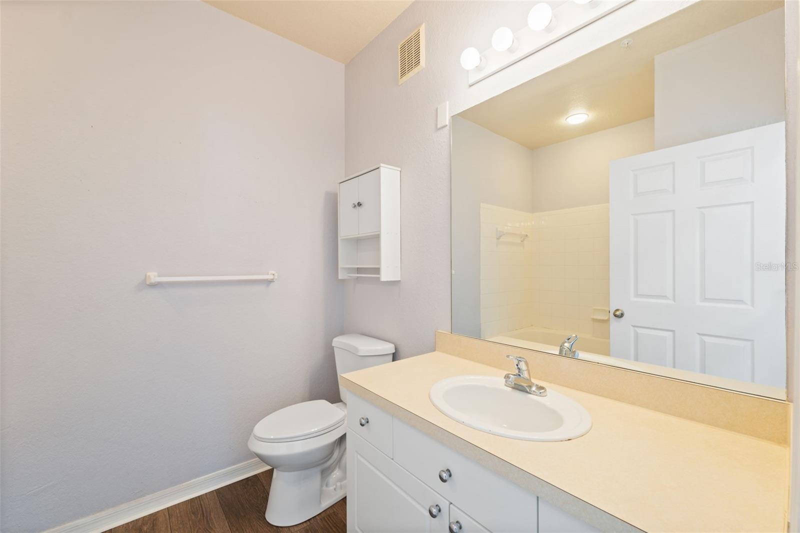 THE ENCLAVE AT RICHMOND PLACE - Residential