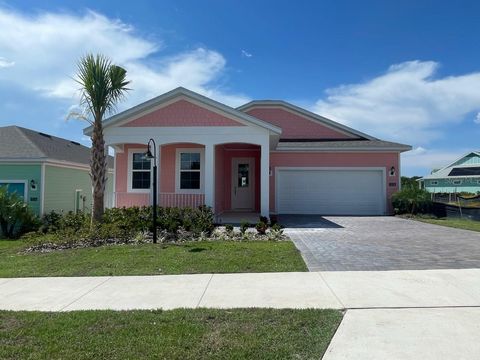 Photo of 1014 Fiesta Key Circle, Lady Lake, FL 32159 (MLS # G5100480)