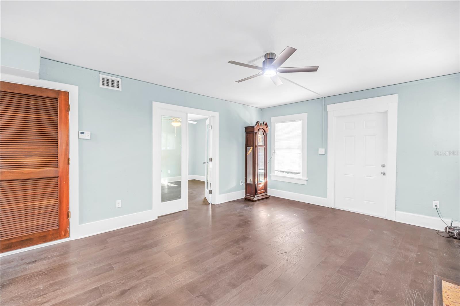 1012 GRANVILLE COURT N