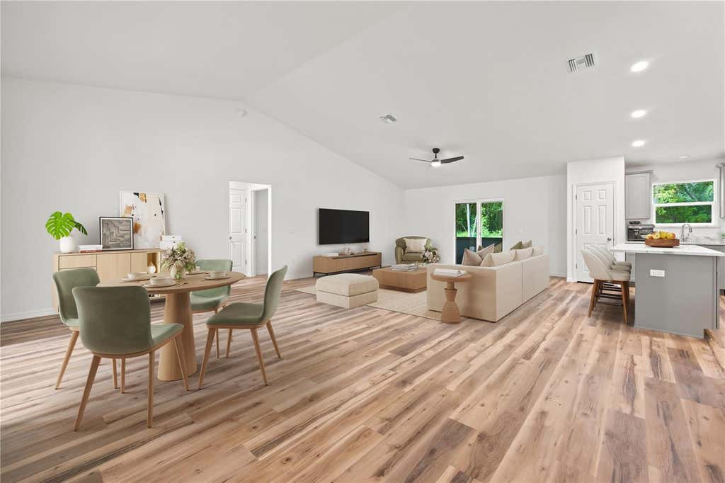 Photo of 7784 SW 146th Lane Road, Ocala, FL 34473 (MLS # OM728001)