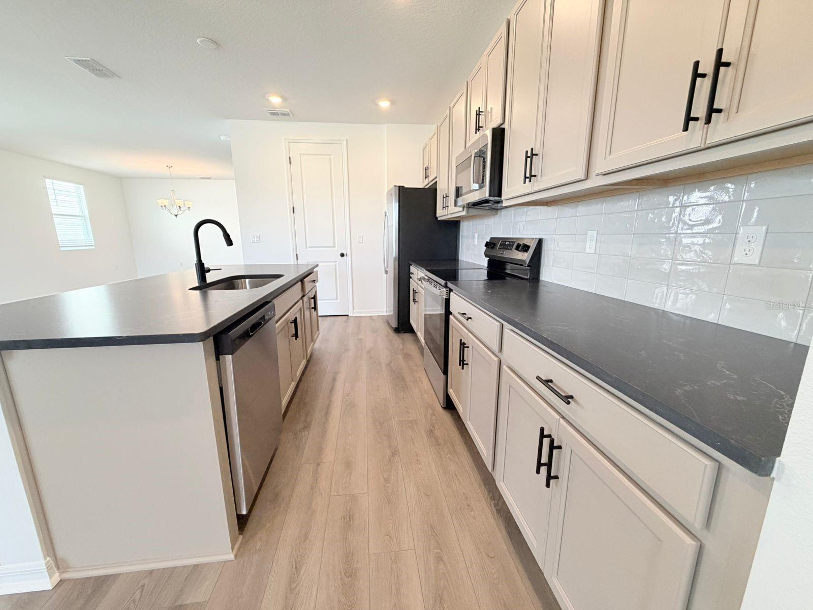 TRAILSIDE COMMUNITY OF MOUNT DORA - Residential Lease