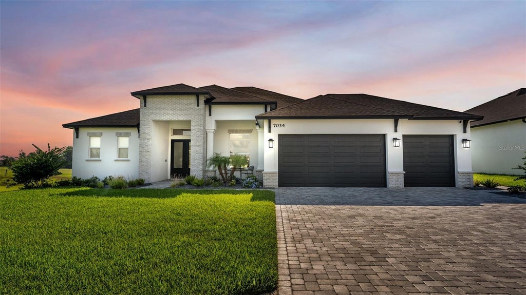 Photo of 7034 Bentridge Drive, Lakeland, FL 33813 (MLS # L4964377)