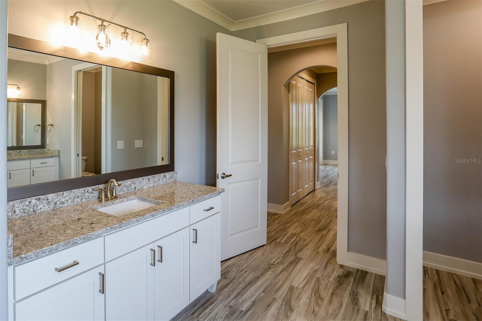 JULIETTE FALLS - Residential