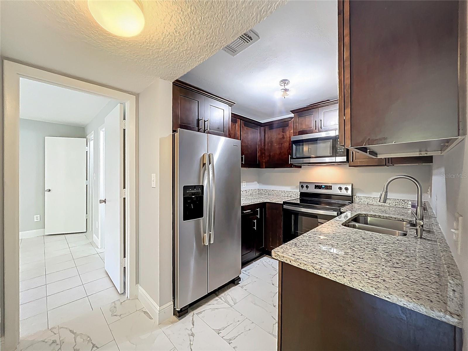 SOUTHBROOKE CONDO PH 01 - Residential