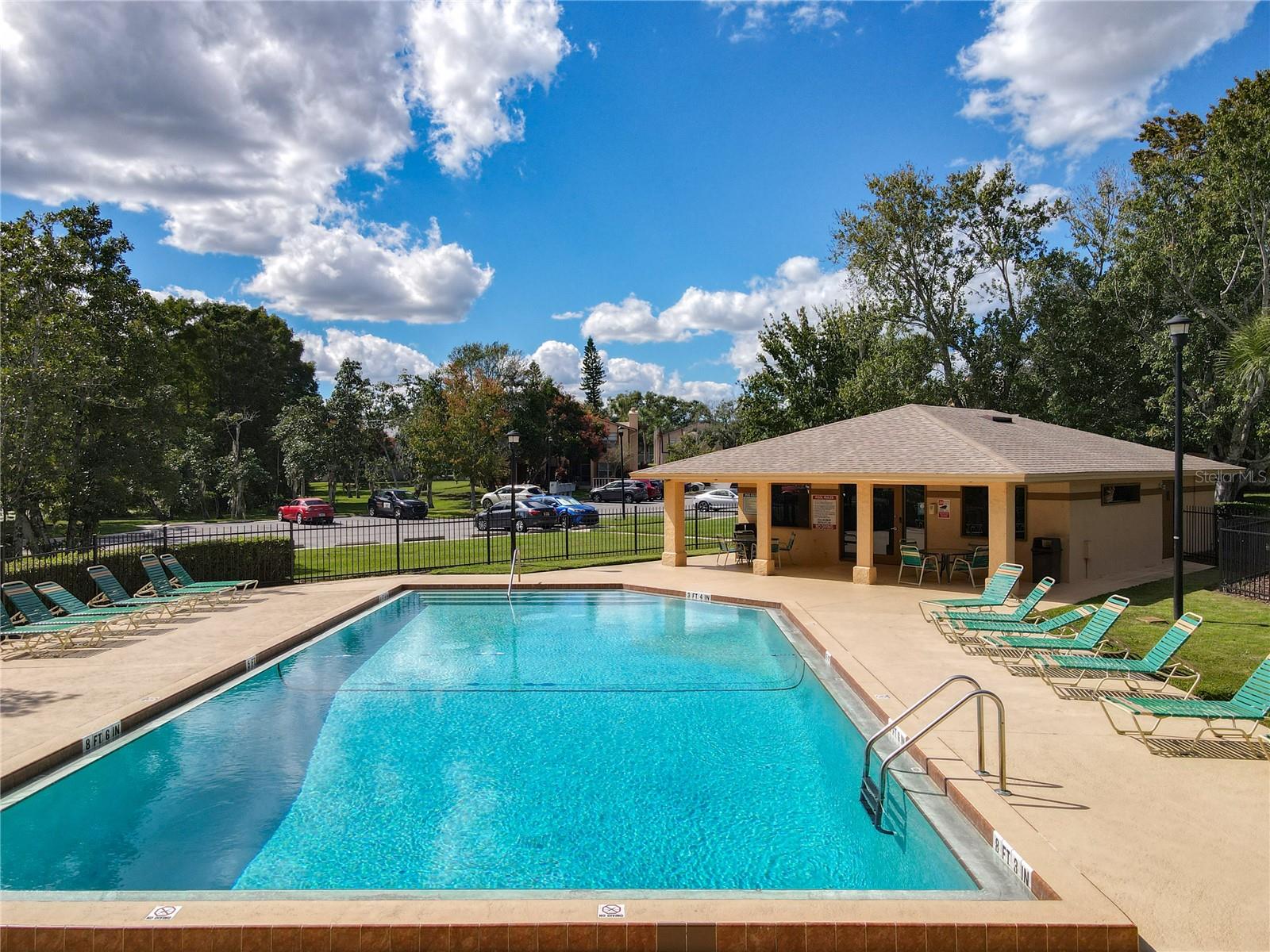 SOUTHBROOKE CONDO PH 01 - Residential