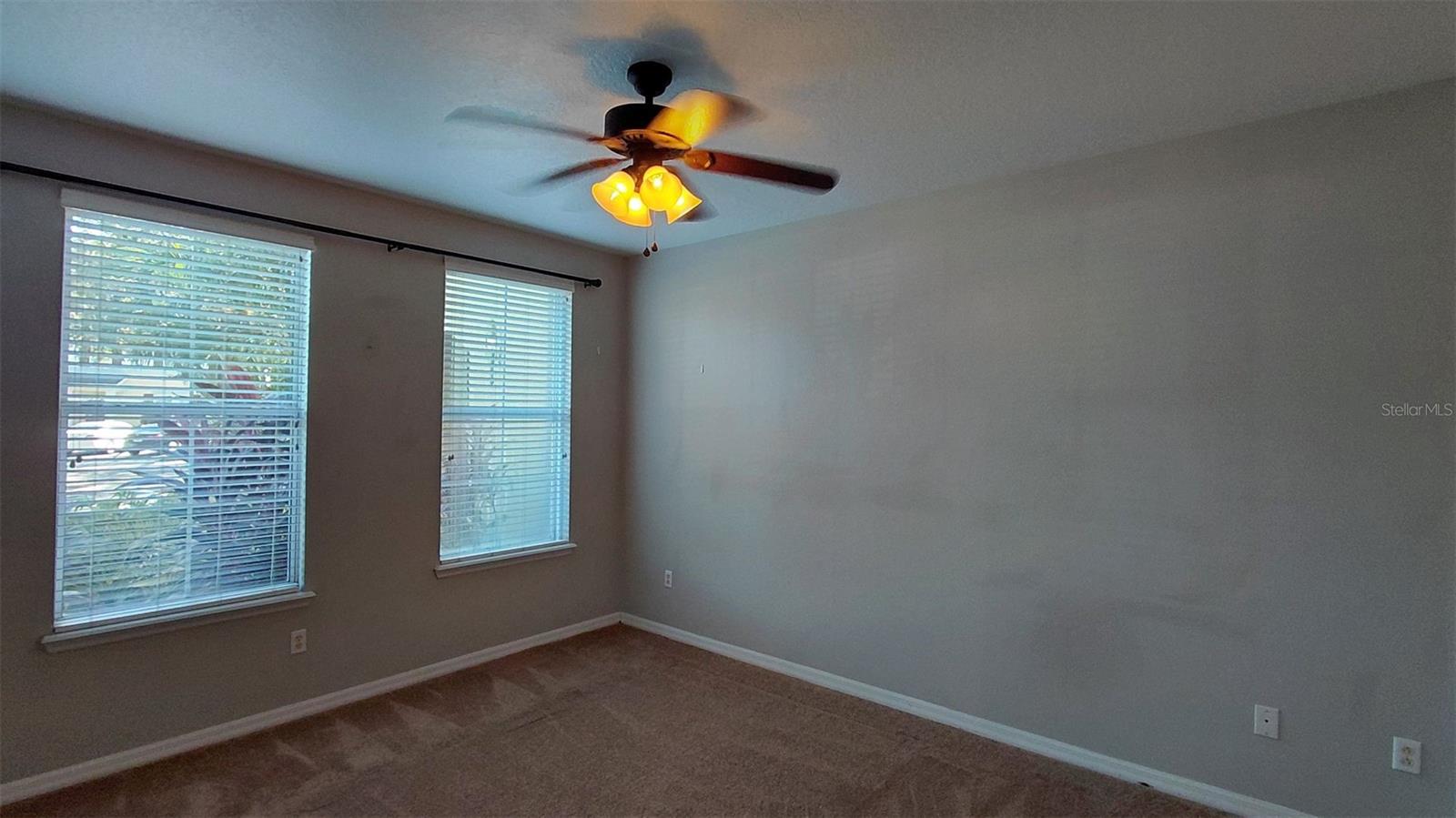 LAKESIDE/LKS/WINDERMERE A CONDO - Residential Lease