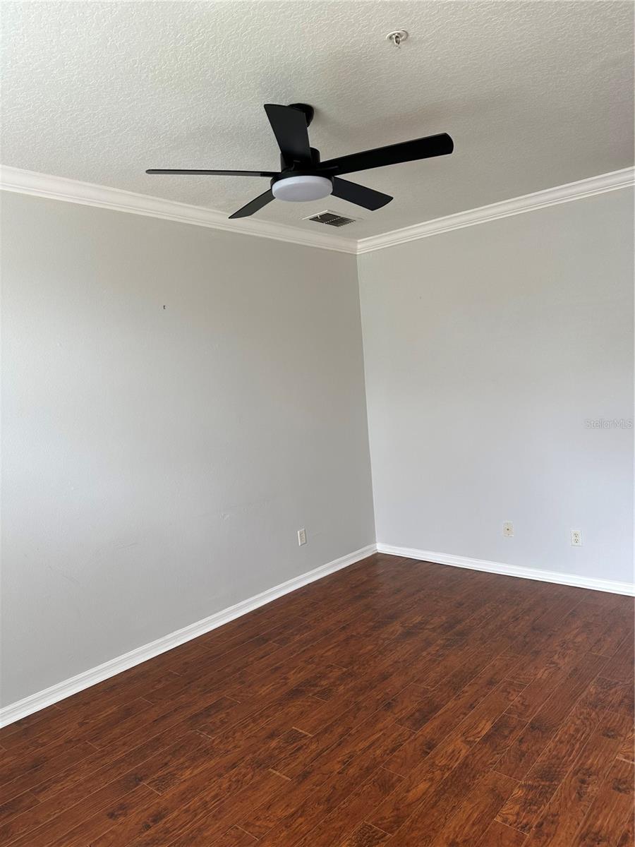 RESERVE/LAKEVIEW CONDO - Residential Lease
