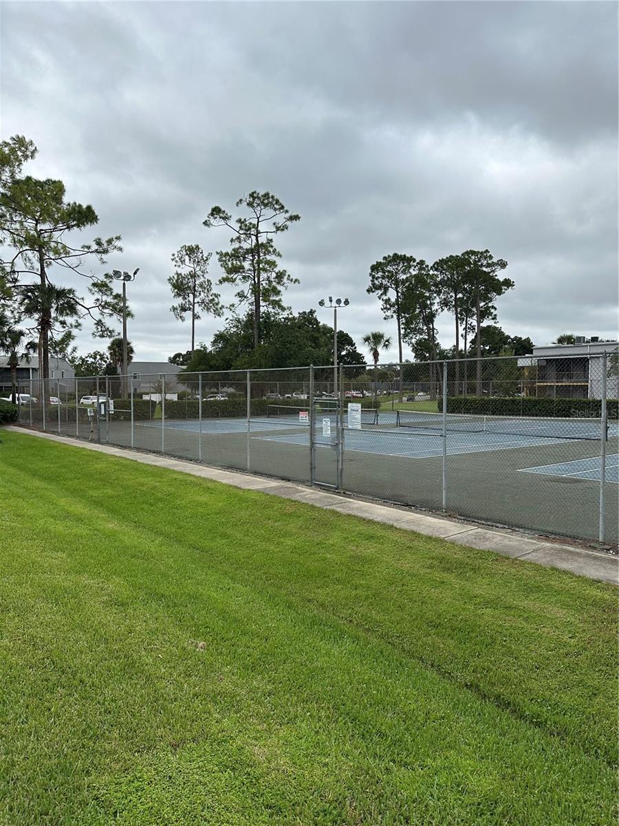 RESERVE/LAKEVIEW CONDO - Residential Lease