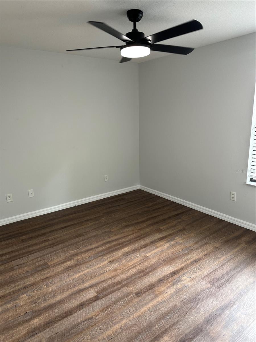 RESERVE/LAKEVIEW CONDO - Residential Lease