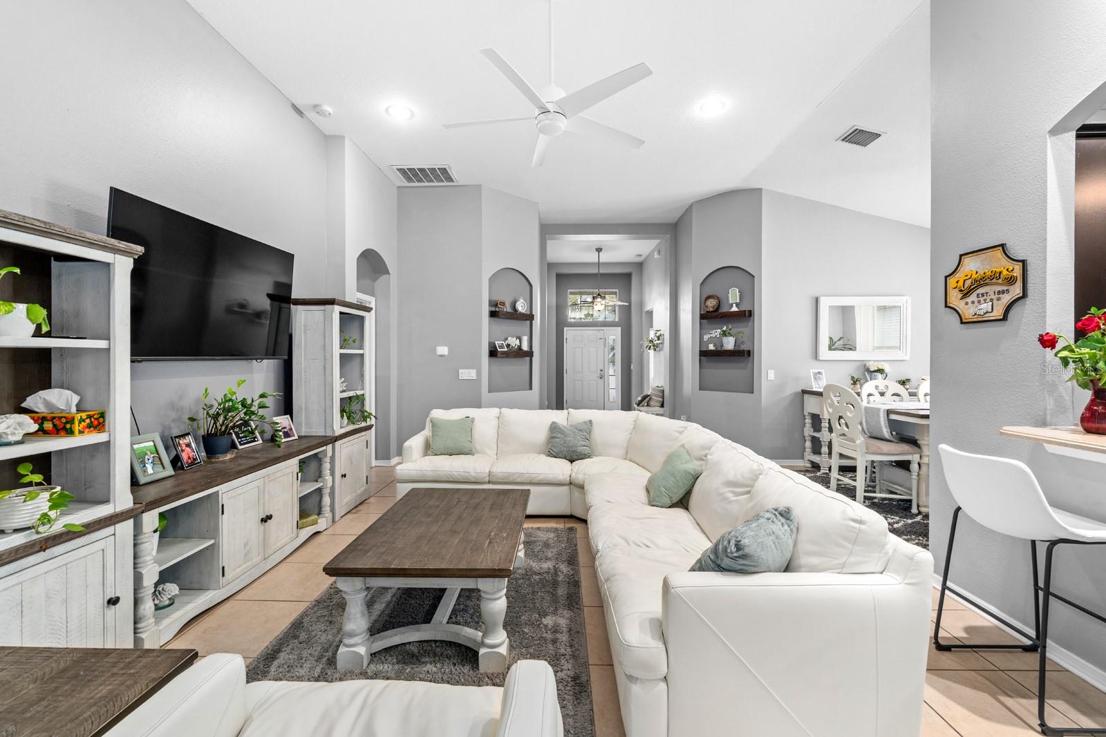 AVELAR CREEK SOUTH - Residential