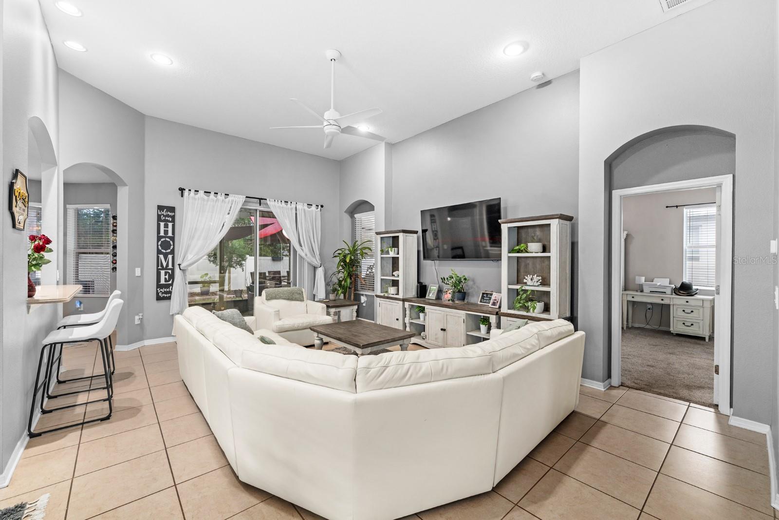 AVELAR CREEK SOUTH - Residential