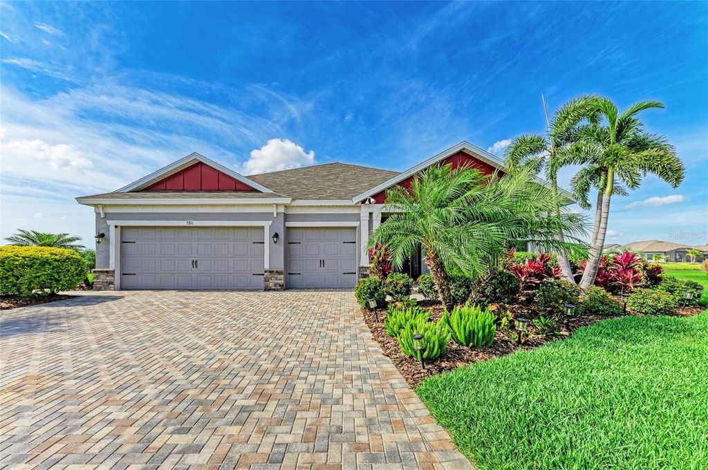 Photo of 5811 Campina Place, Palmetto, FL 34221 (MLS # A4692236)