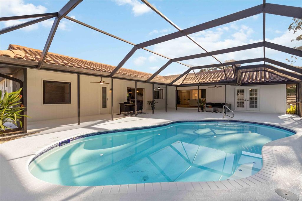 Photo of 5438 Beneva Woods Way, Sarasota, FL 34233 (MLS # A4666499)