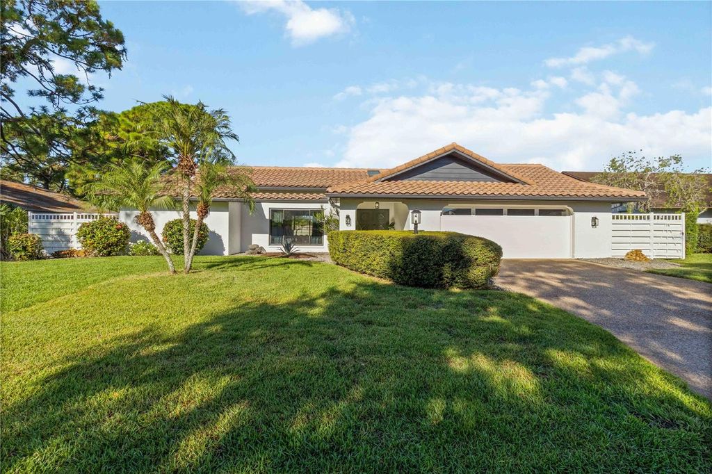 Photo of 5438 Beneva Woods Way, Sarasota, FL 34233 (MLS # A4666499)