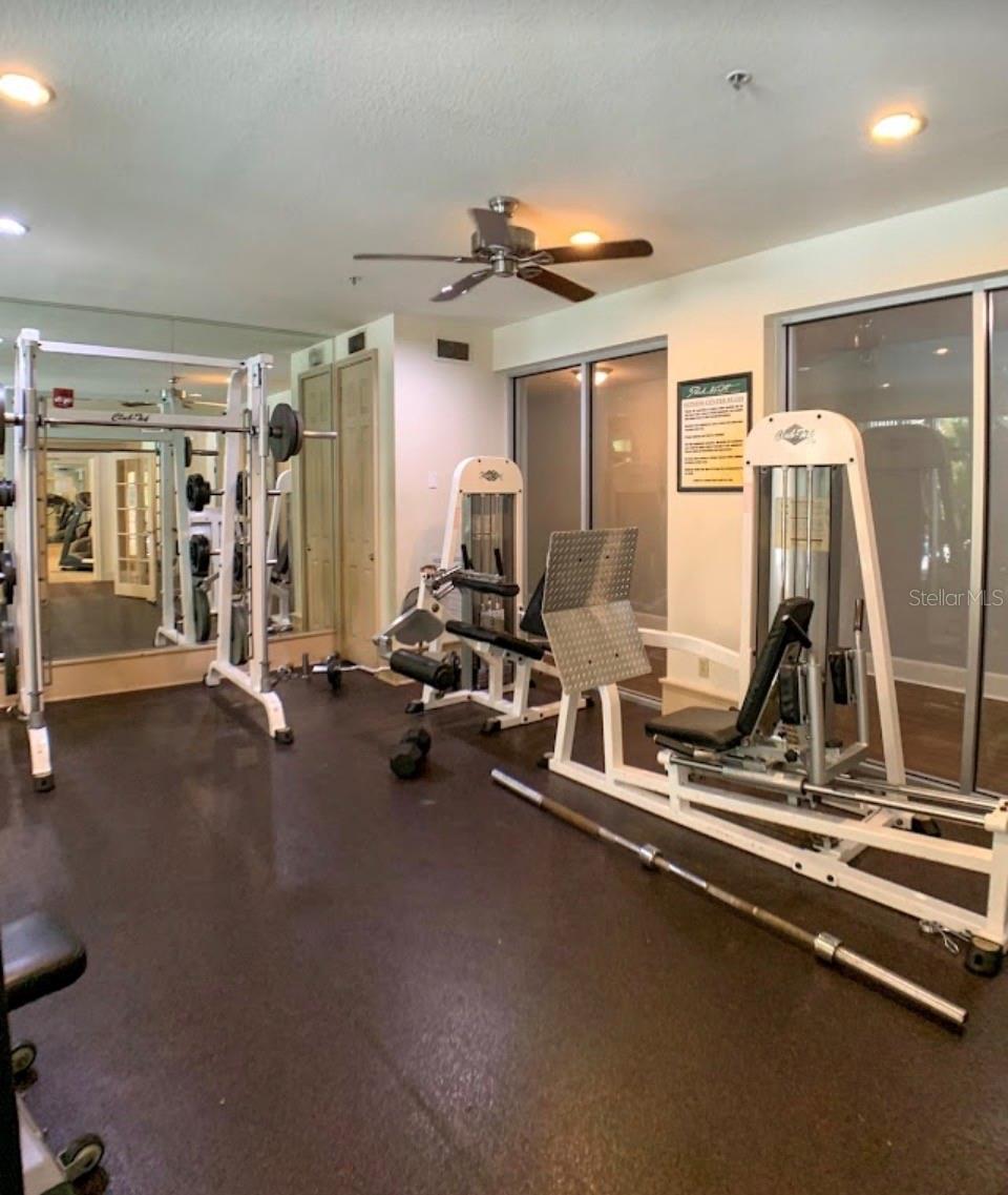 PARK NORTH/CHENEY PLACE - Residential Lease