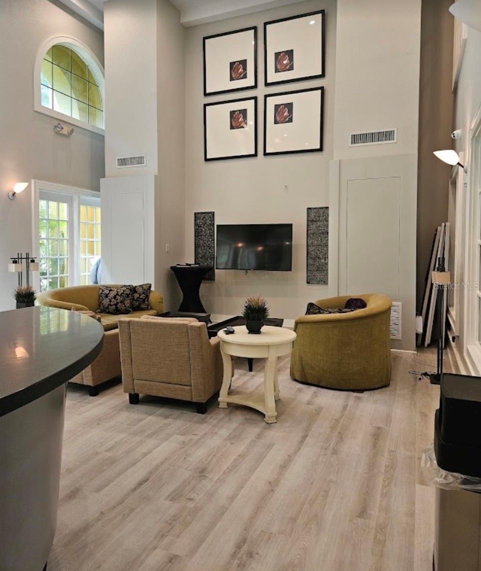 PARK NORTH/CHENEY PLACE - Residential Lease