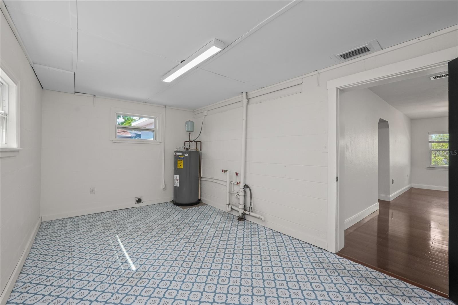 ANITA SUB - Residential