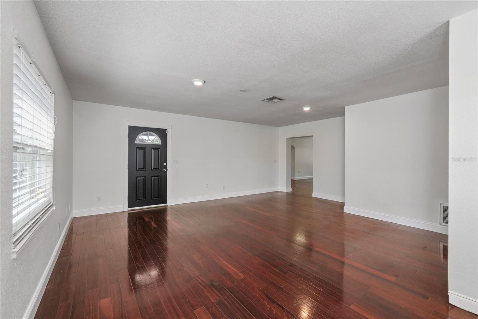 ANITA SUB - Residential