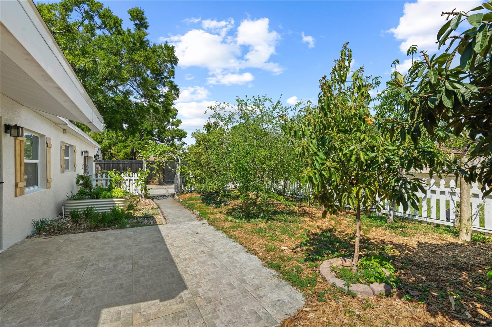 ANITA SUB - Residential