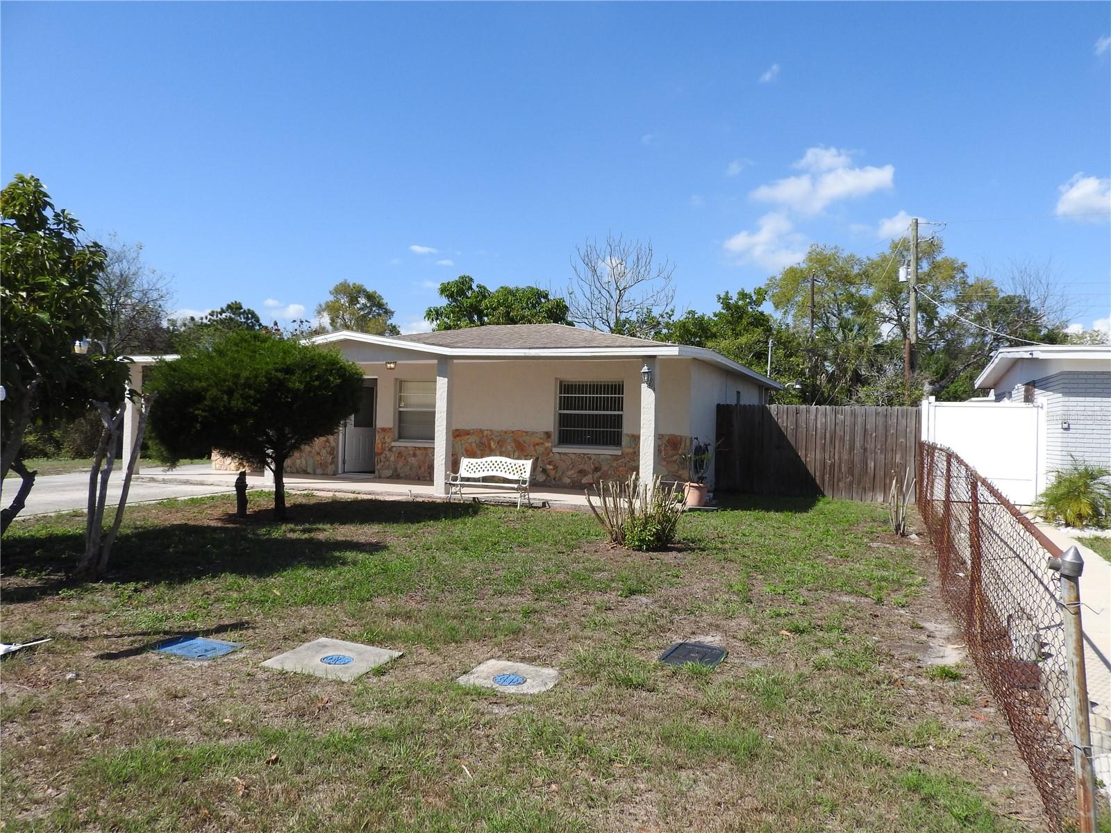 CRESTRIDGE SUB FIRST ADD - Residential