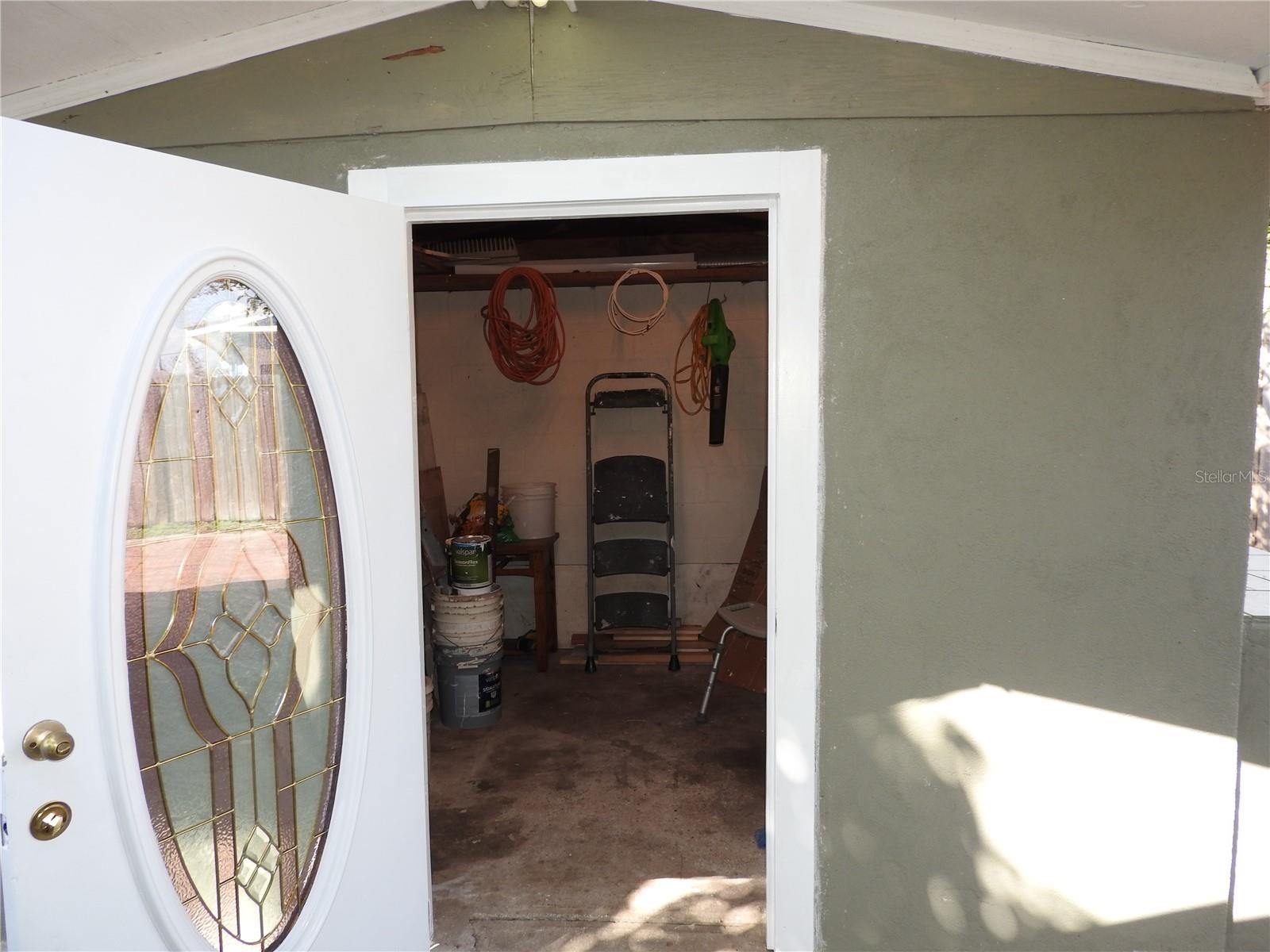 CRESTRIDGE SUB FIRST ADD - Residential