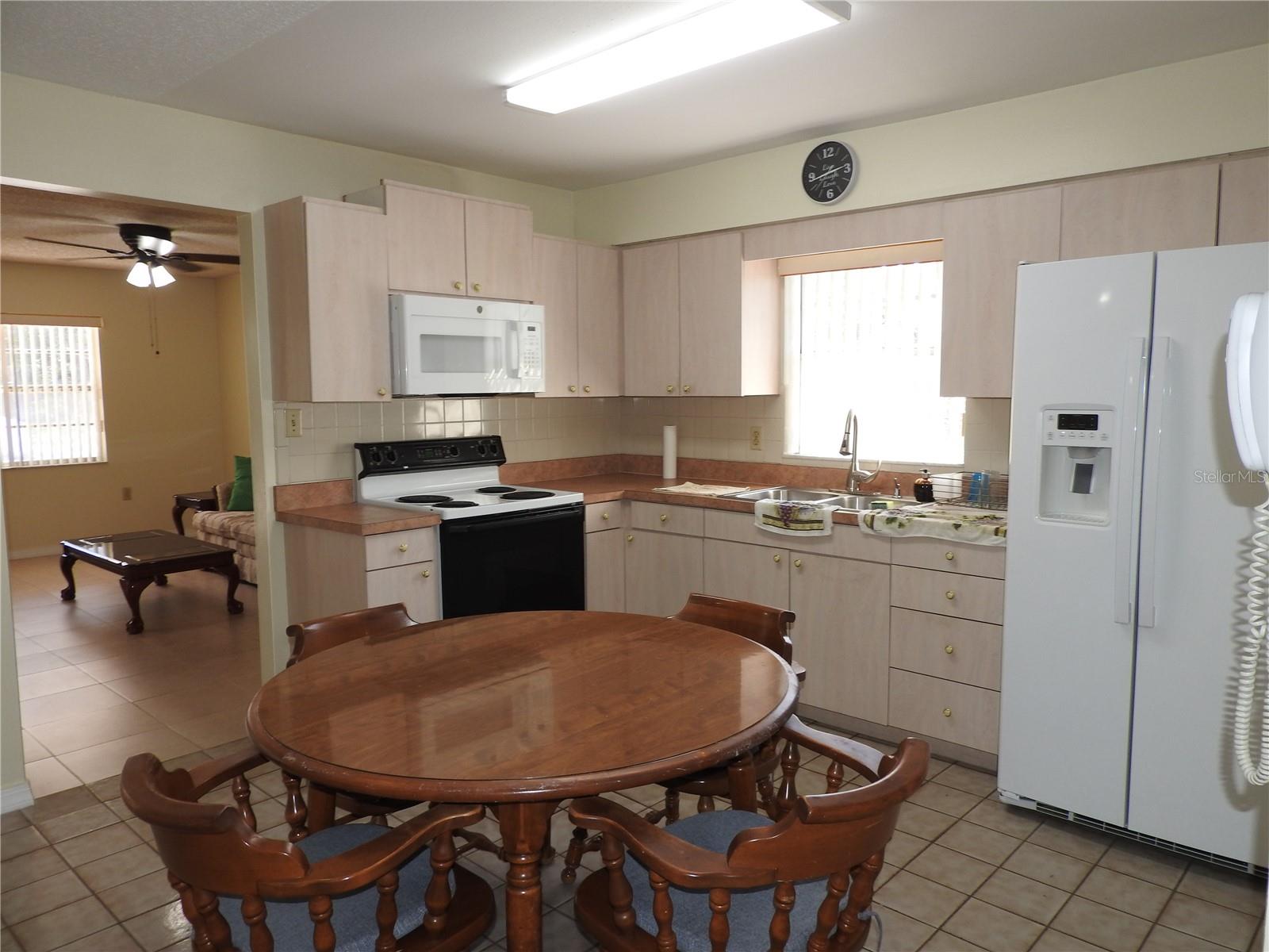 CRESTRIDGE SUB FIRST ADD - Residential