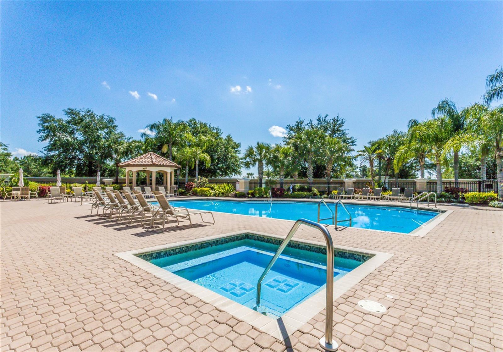MIRAMAR LINKS AT LAKEWOOD RANCH II - Residential