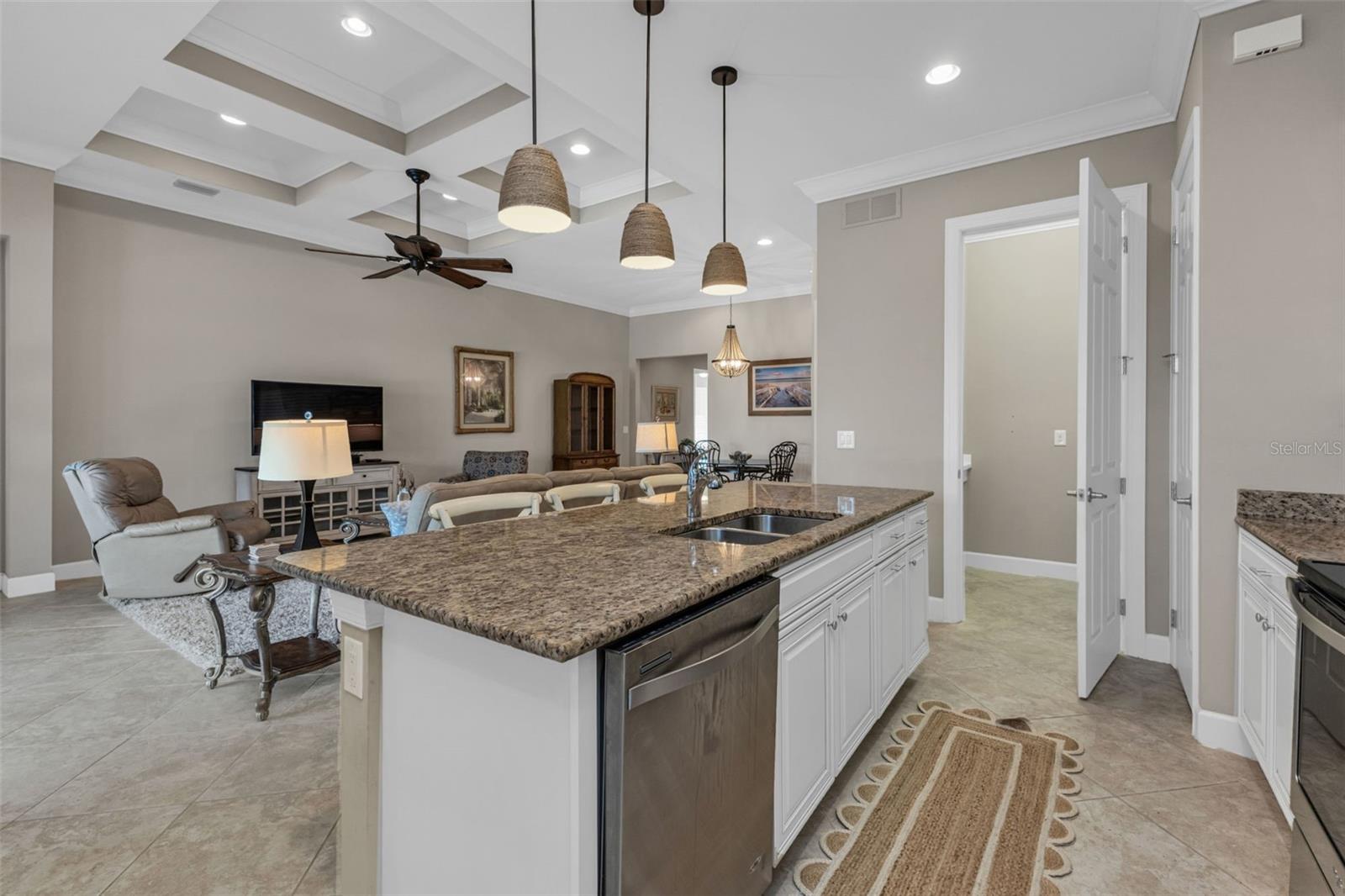 RIVERWOOD - Residential