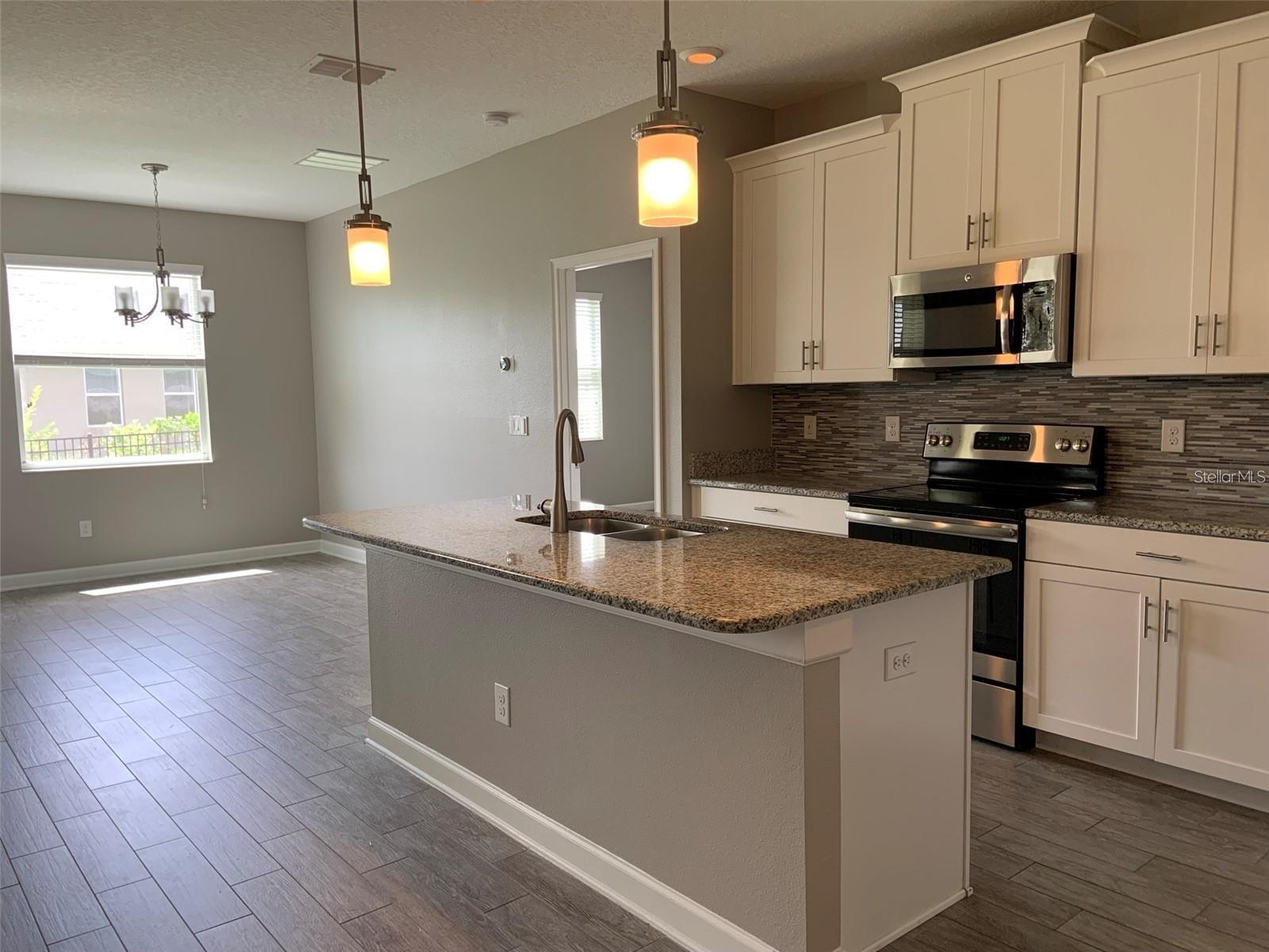 WYNDHAM LAKES ESTATES - Residential Lease