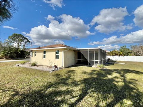 A home in PORT CHARLOTTE