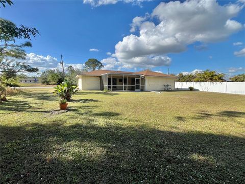 A home in PORT CHARLOTTE