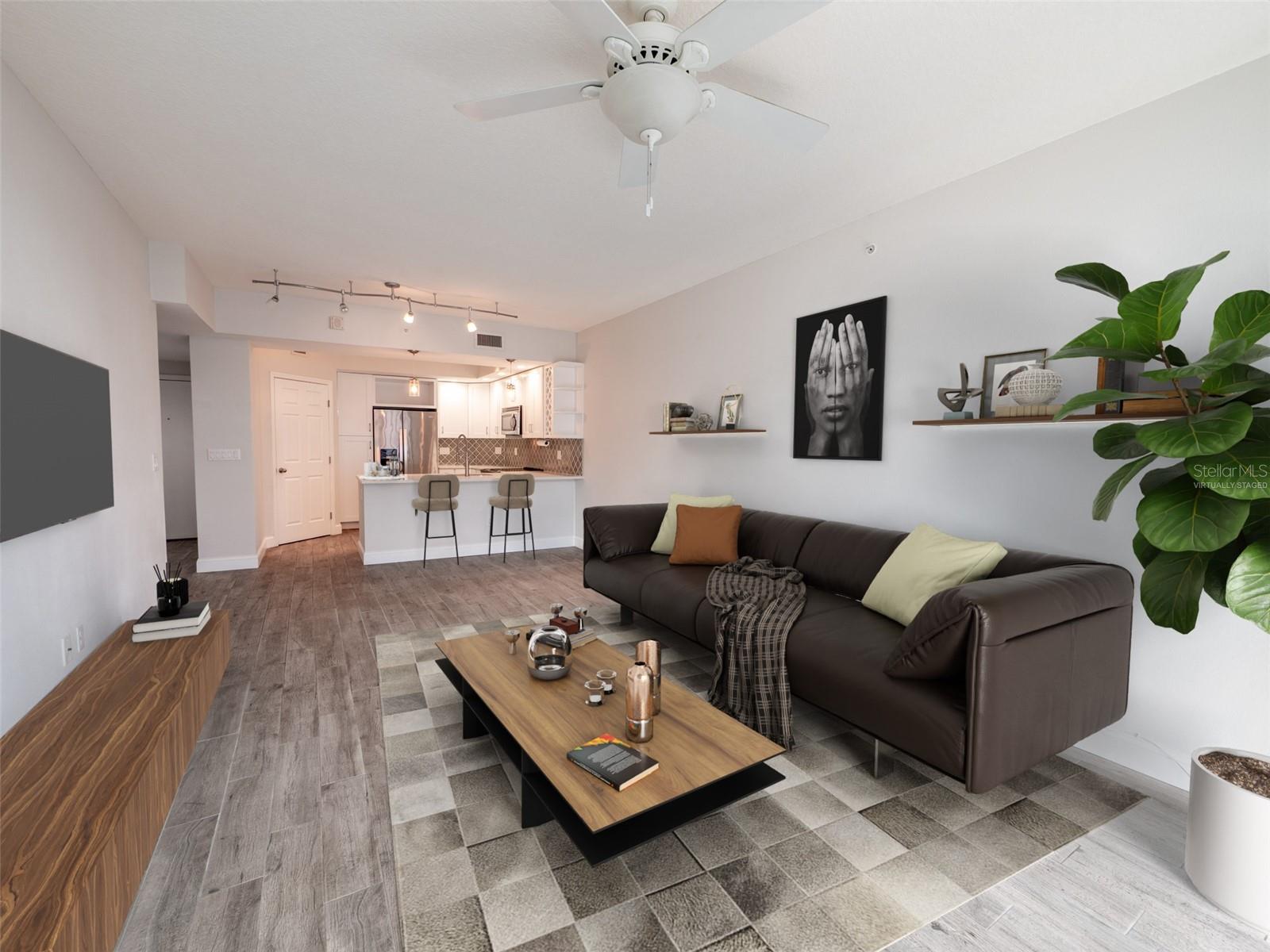 322 E CENTRAL BOULEVARD 1412
