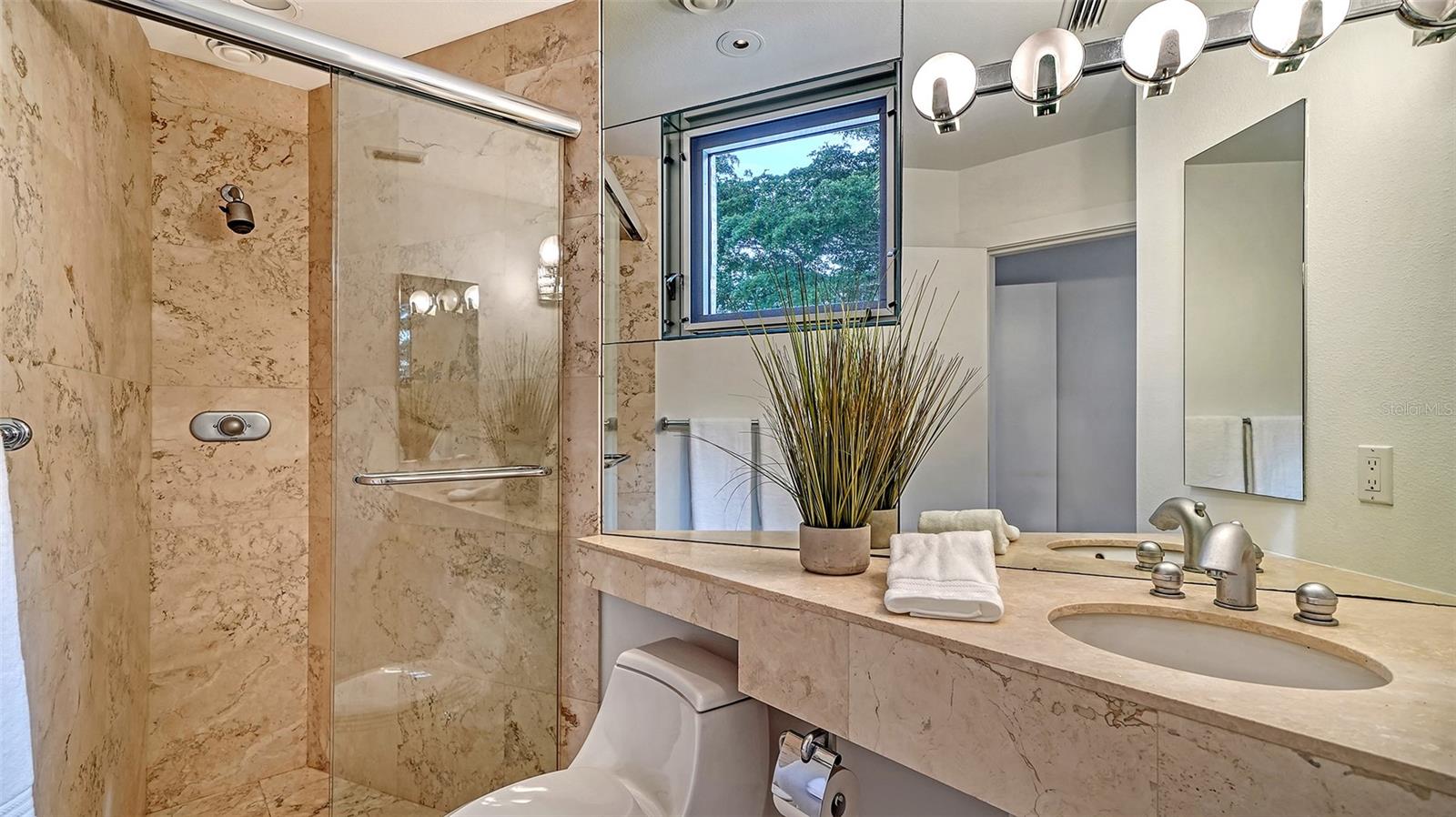 SIESTA REV - Residential