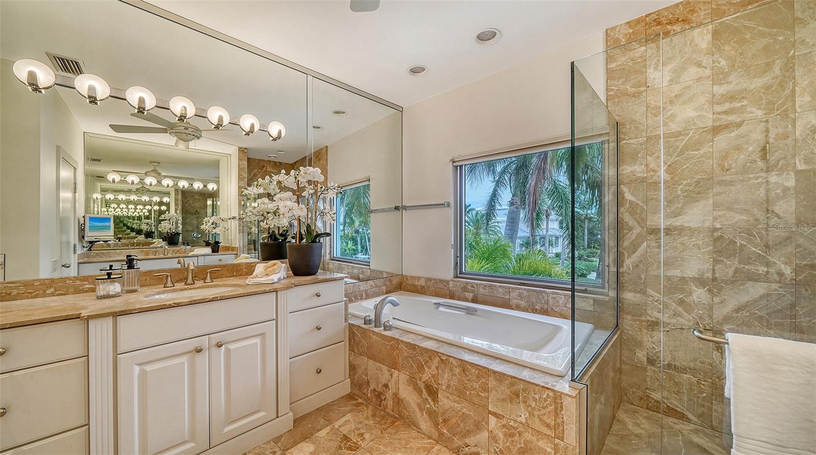 SIESTA REV - Residential