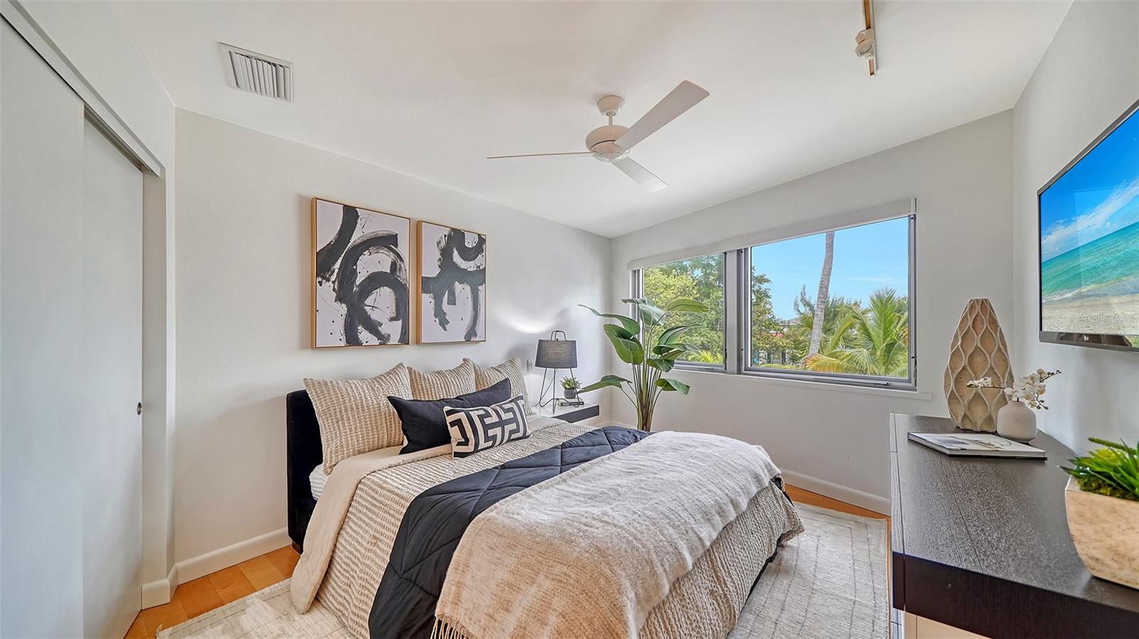 SIESTA REV - Residential