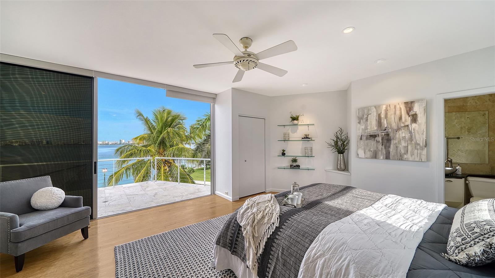 SIESTA REV - Residential