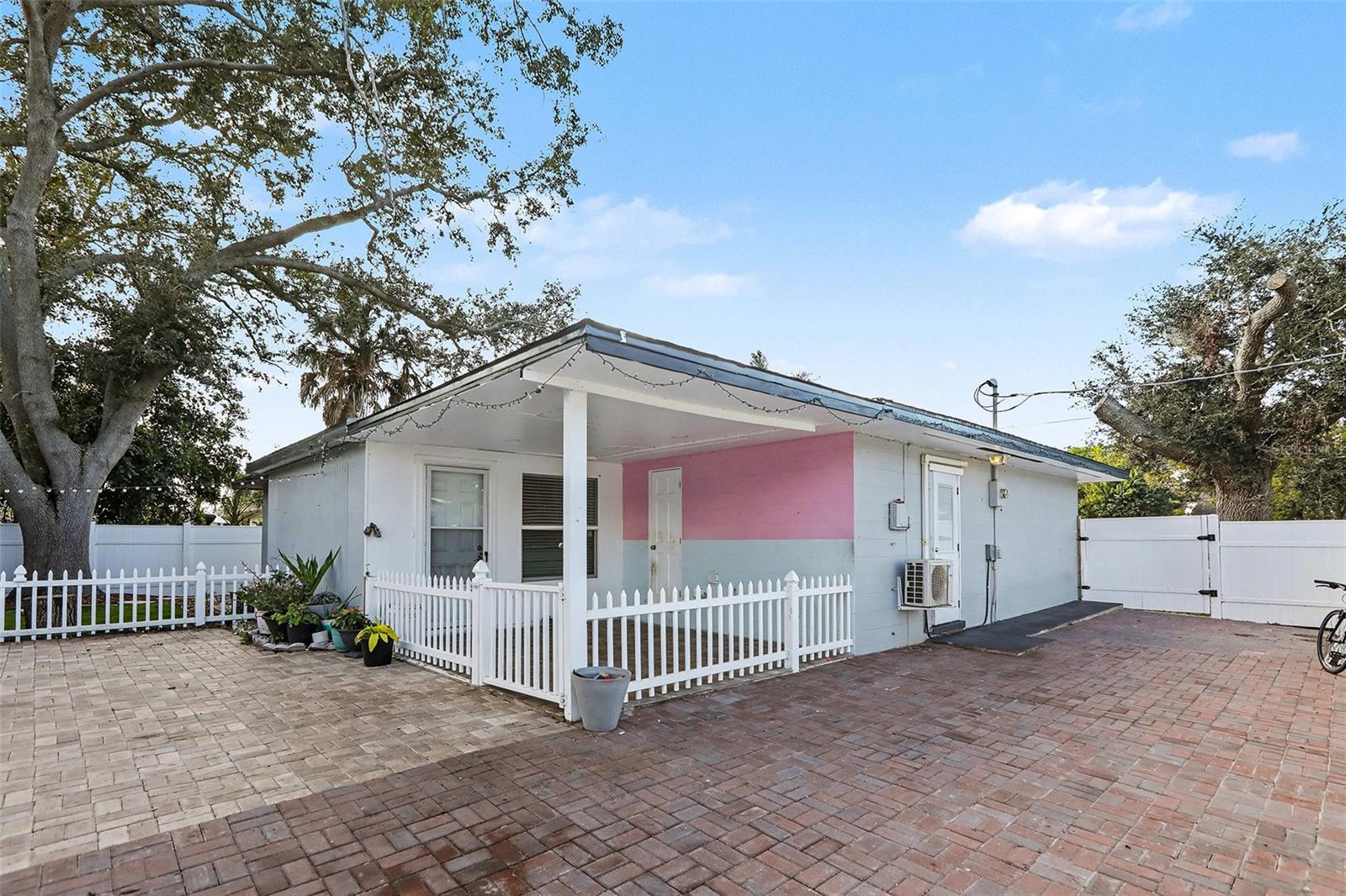 MCCOLLUMS LAKE - Residential