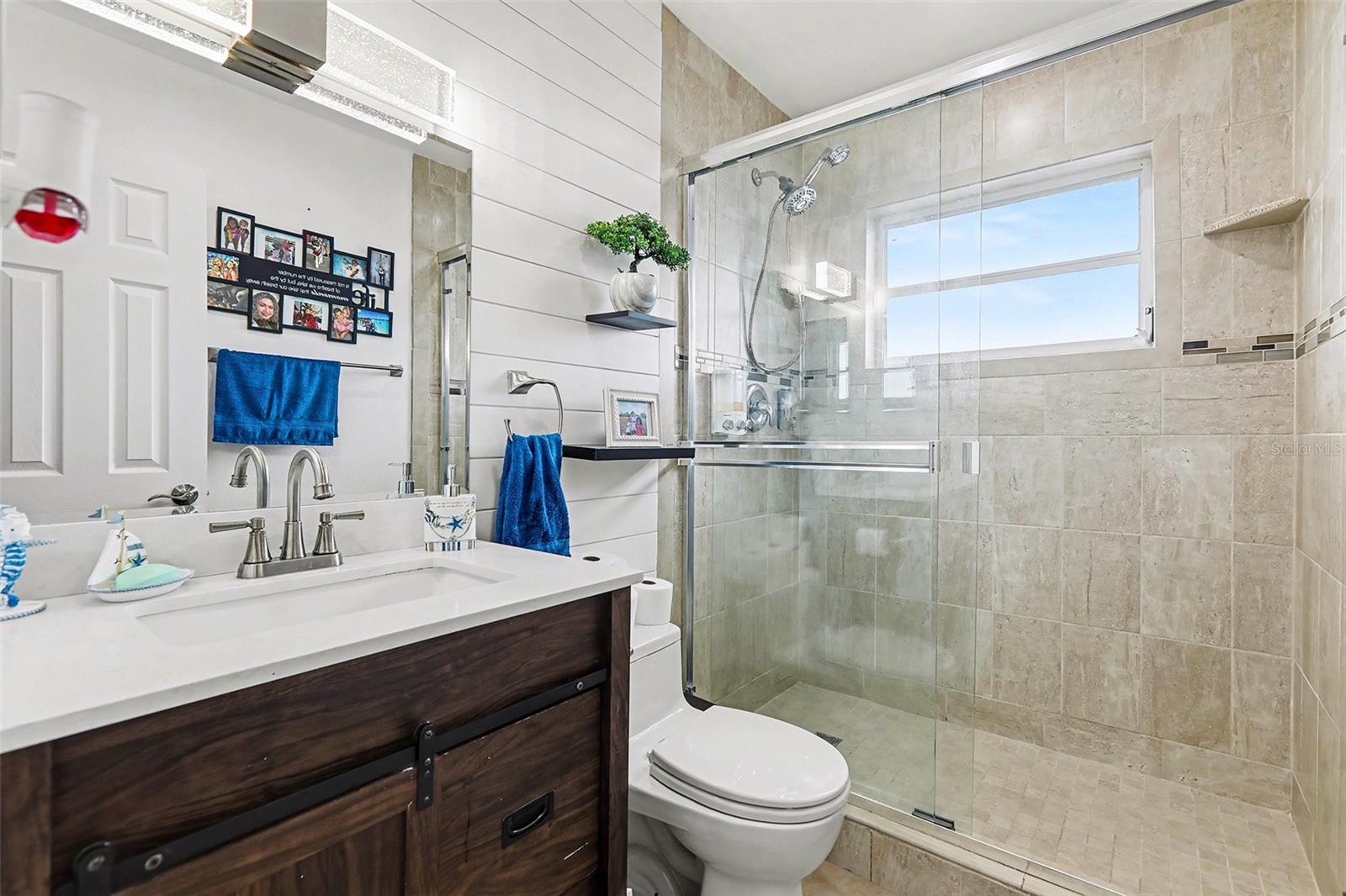 MCCOLLUMS LAKE - Residential