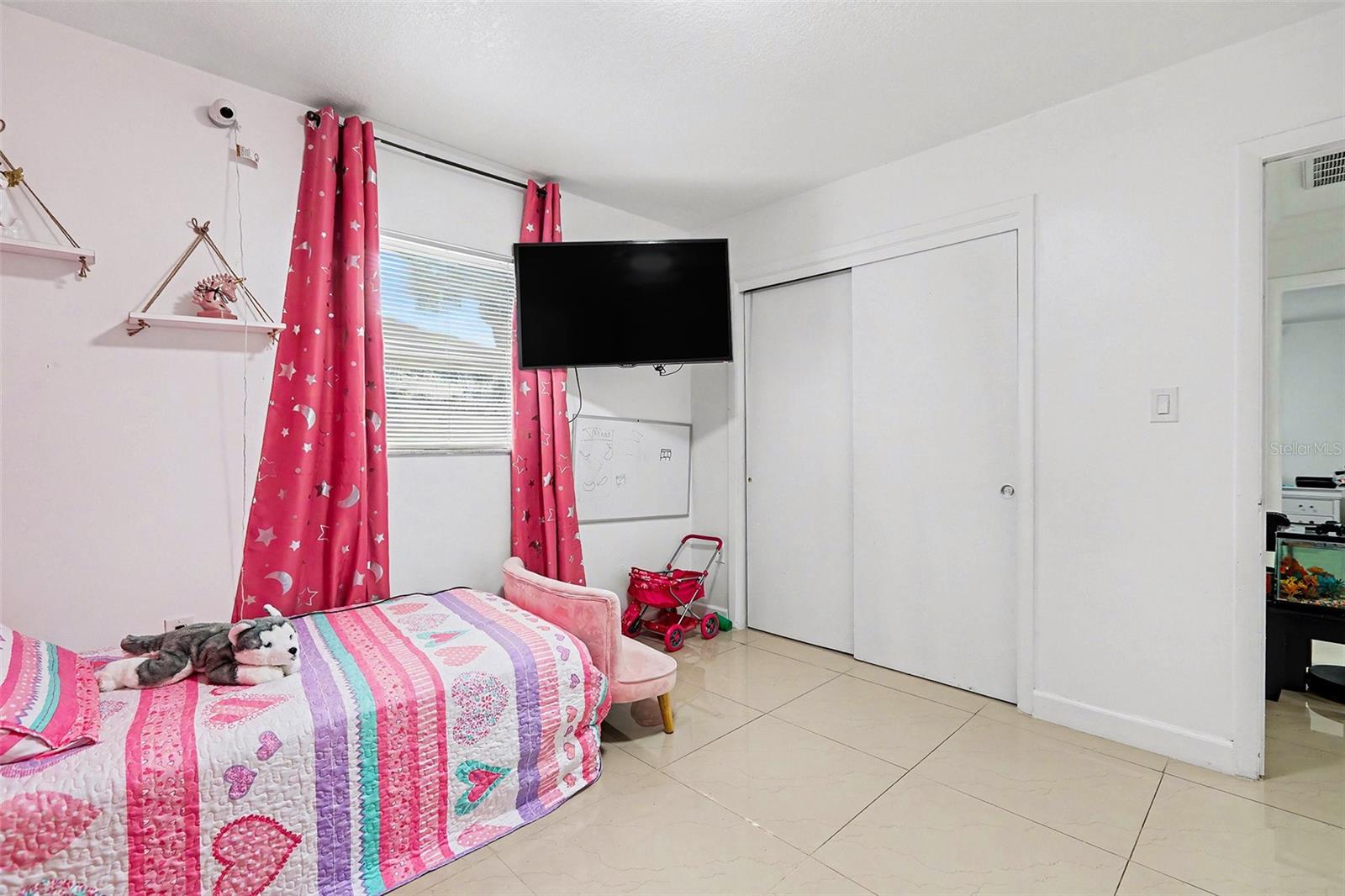 MCCOLLUMS LAKE - Residential