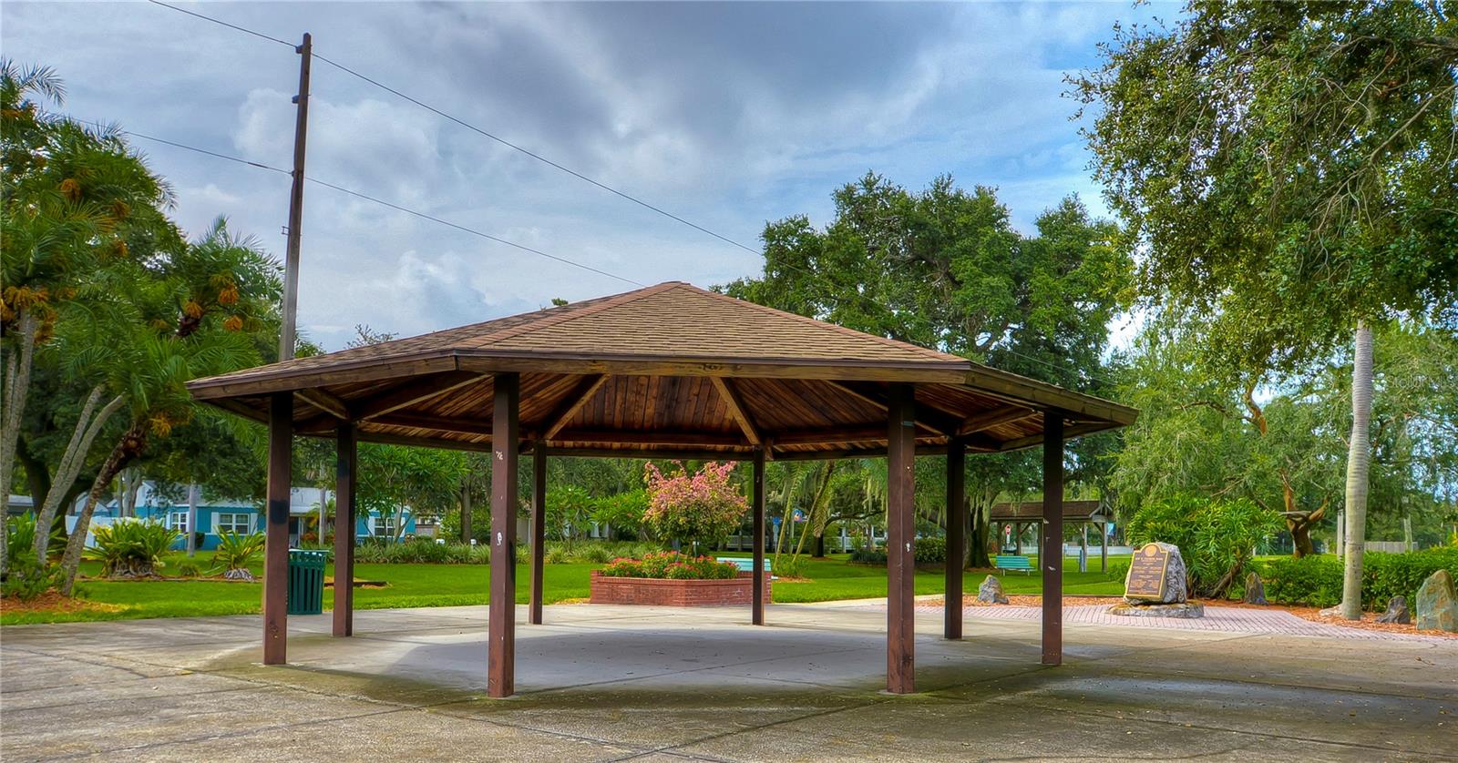 CARTER & BOYLES SUB - Residential Lease