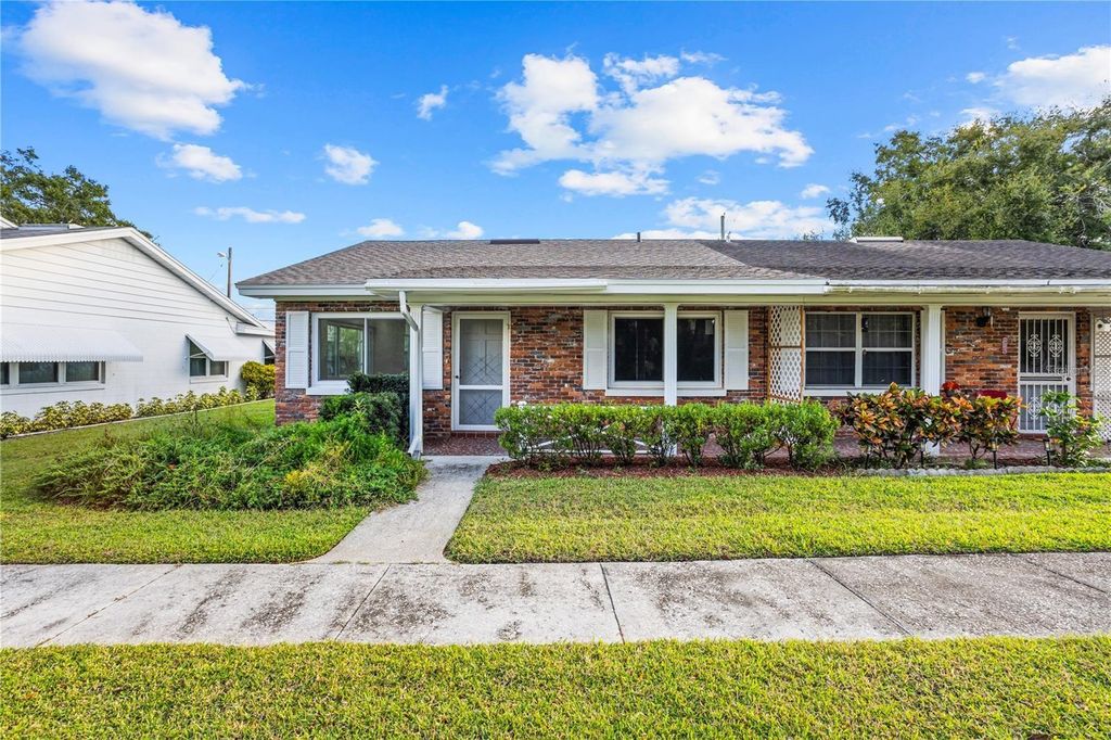 Photo of 769 Avenue Q SE, Winter Haven, FL 33880 (MLS # L4959823)