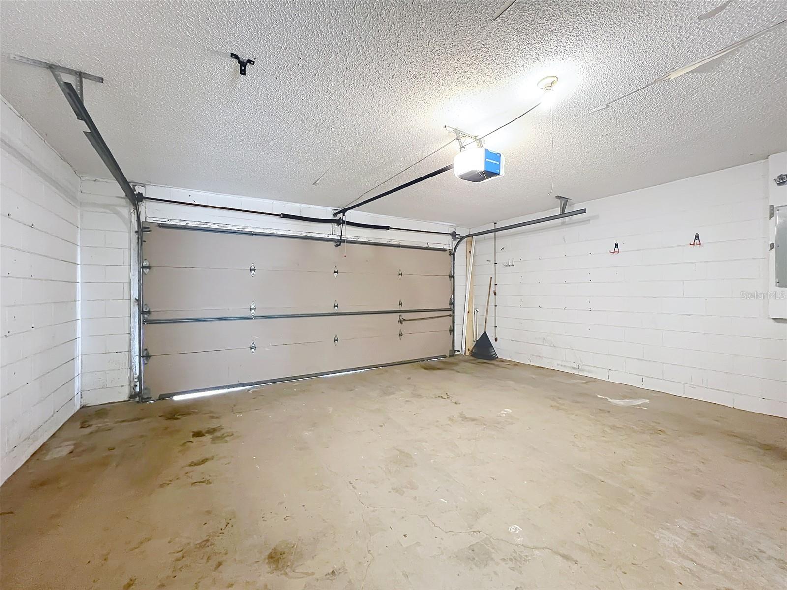 DEER RUN UNIT 17 - Residential