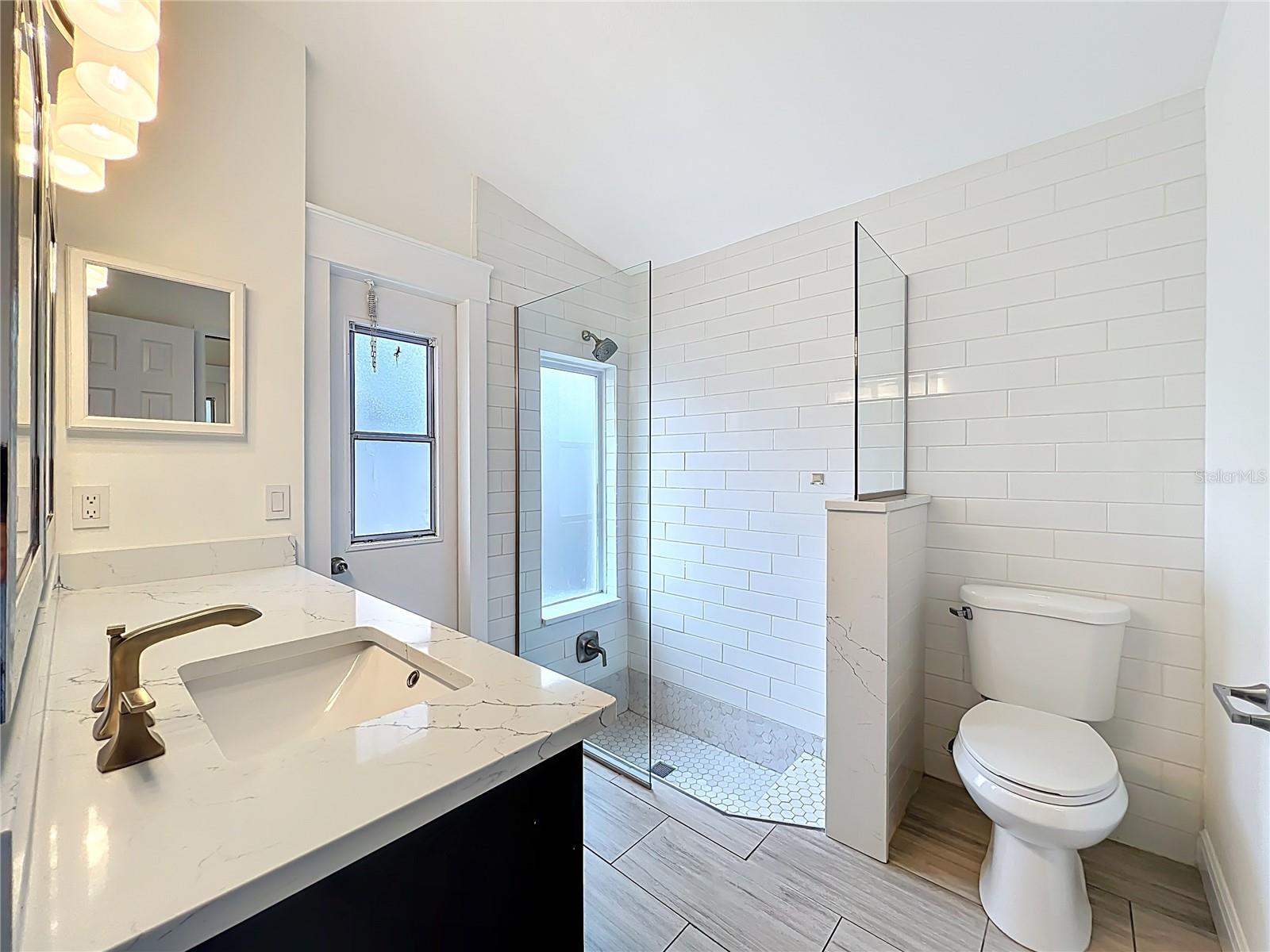 DEER RUN UNIT 17 - Residential