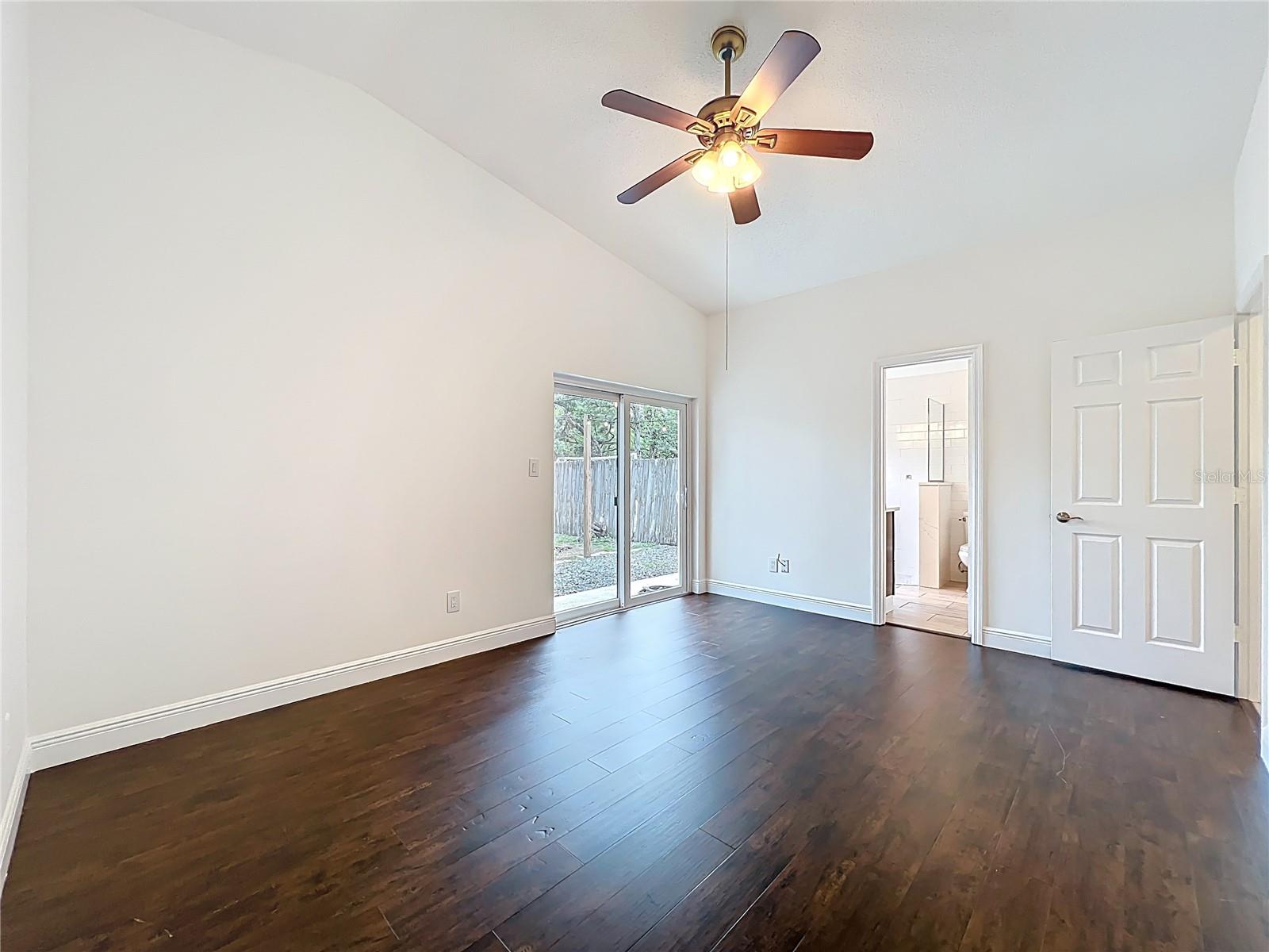 DEER RUN UNIT 17 - Residential